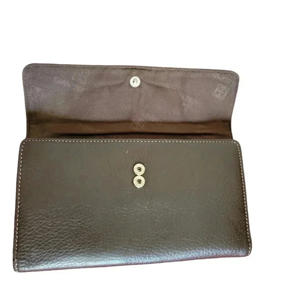 Giani Bernini Wristlet - Picture 3 of 6